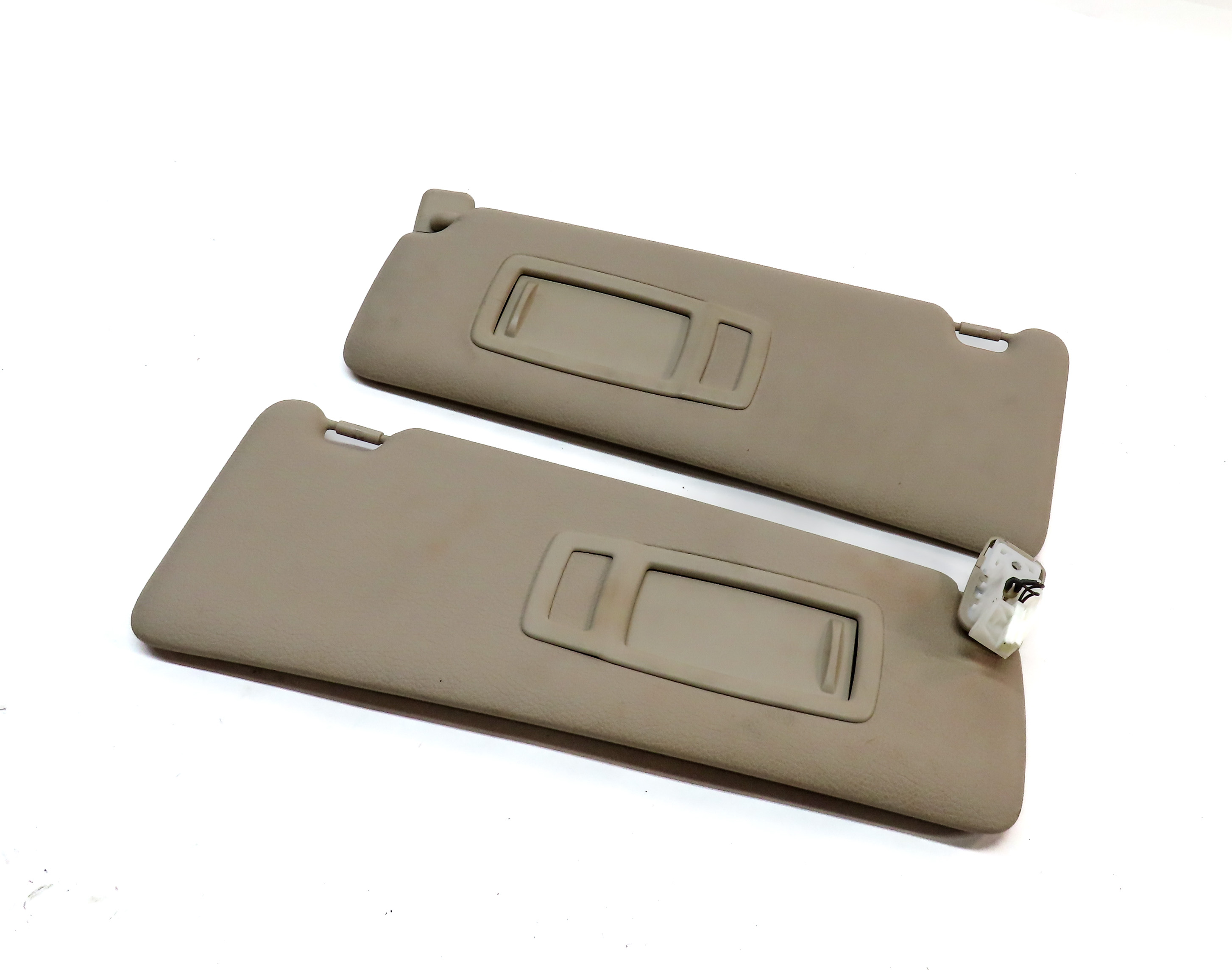 12-19 BMW 3 4 SERIES (F30 F31 F32 F33) FRONT LEFT & RIGHT SUNVISOR SET(Beige) — exact item pictured